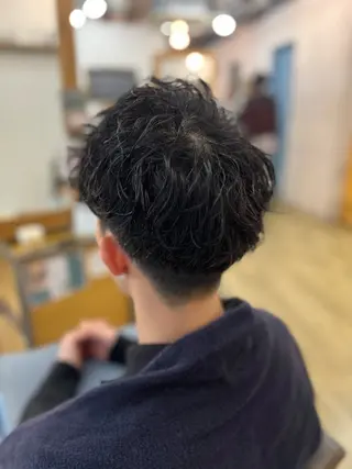 ショート パーマ メンズカットグラデー ションカラー/ケイゴのヘアスタイル