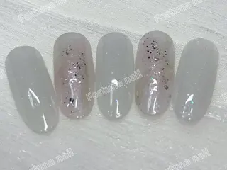 ネイル Nail •Head スパFortunaのネイルデザイン