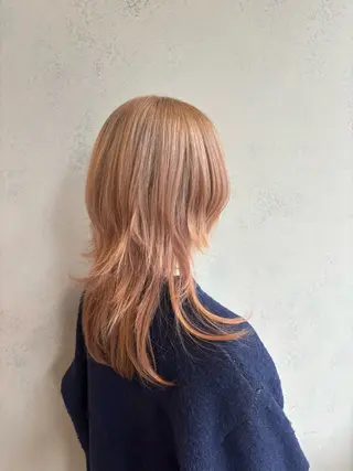 セミロング カラー 🍓ハイトーンカラー 🎀nene🍓のヘアスタイル