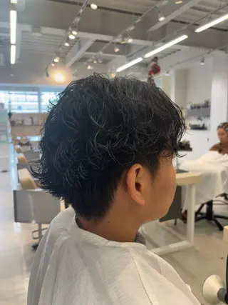 パーマ メンズ メンズパーマ/ スパイキー/フェードのヘアスタイル