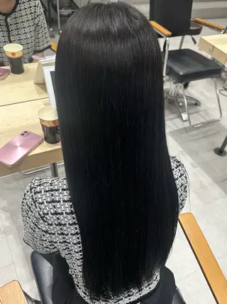 ロング カラー SOYON Reiのヘアスタイル