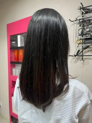 セミロング レディースカット ヒロヤのヘアスタイル