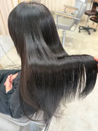 セミロング TELAHAIR岩槻店所属・TELAHAIR 副店長TAIKIのヘアスタイル