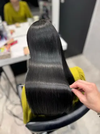 ロング 🚨無料縮毛矯正 モデル募集中🚨のヘアスタイル