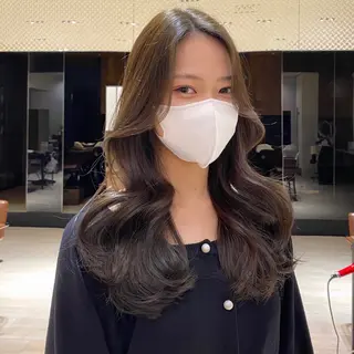 ロング カラー レイヤー/顔周り /透明感🩶高橋大のヘアスタイル