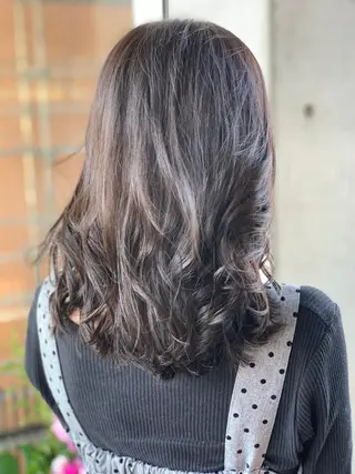 セミロング カラー ヘアアレンジ Merci メルシー 福岡、今泉のヘアスタイル