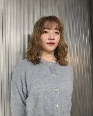 カラー 柔らかいオリーブ🍃 カラーNatsumiのヘアスタイル