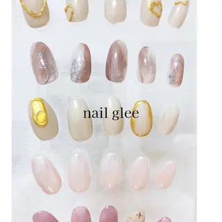 ミディアム RISA nail gleeのネイルデザイン