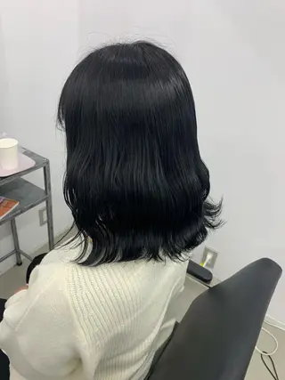 ミディアム カラー kanon hair所属・新木 愛花のヘアスタイル