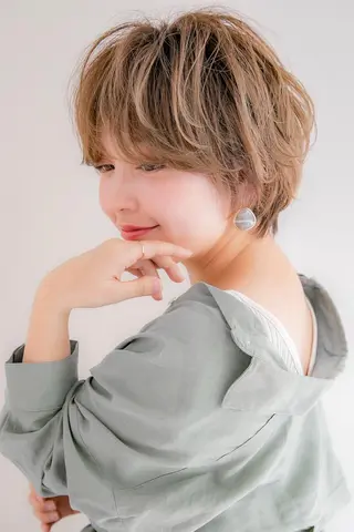 ショート ❤️ショートの達人 ❤️成田一輝のヘアスタイル
