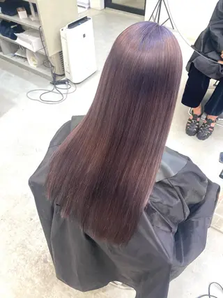 カラー iris所属・漆崎 相美のヘアスタイル