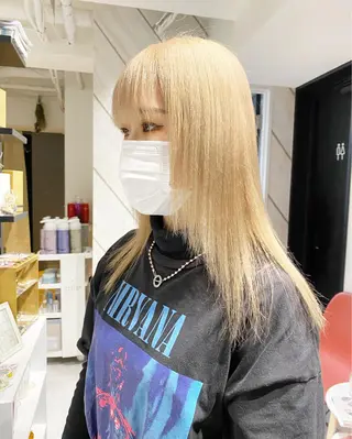 ミディアム デザイン🥇複雑履歴 ハイトーン特化のヘアスタイル