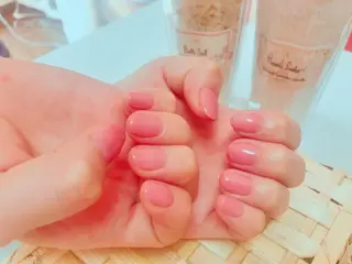 ネイル 渋谷FREEVE所属・MAXKELLY miku☺︎のネイルデザイン