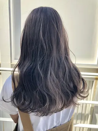 ロング カラー 遠藤 眞実のヘアスタイル