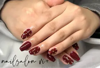 ネイル nailsalon vi+新人LiLiのネイルデザイン