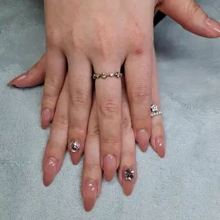 ネイル HAYASHI  Nのネイルデザイン