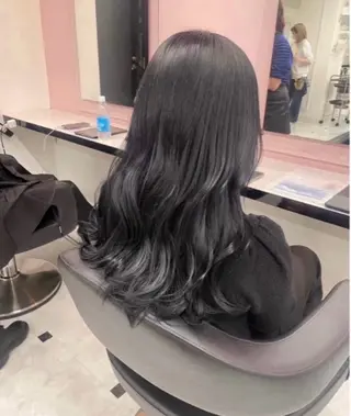 ロング miku/ラベンダー 透明感カラー🪻❤︎のヘアスタイル