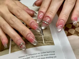 ロング écrin所属・kouno megumiのネイルデザイン