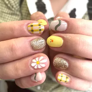 ネイル Nails VINATI所属・ササキスズナ Jr.ネイリストのネイルデザイン