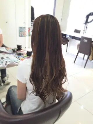 ロング カラー 松本 明日可のヘアスタイル