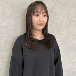 セミロング カラー はちすか るかのヘアスタイル