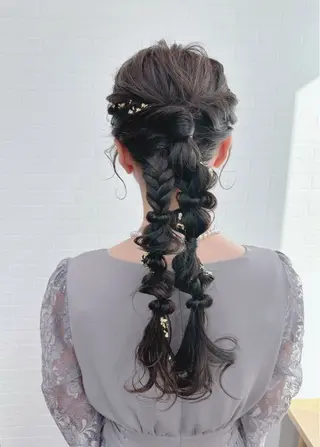 ヘアアレンジ GRANLUSSO 〜グランルッソ駅前店所属・木口 嘉美のヘアスタイル