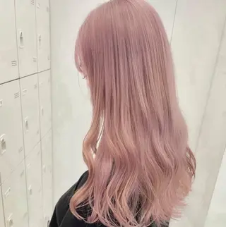 ロング カラー 🫧うる艶トレンド 🫧透明感カラーのヘアスタイル