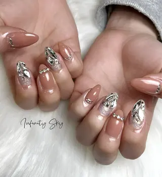 ネイル infinity skyのネイルデザイン