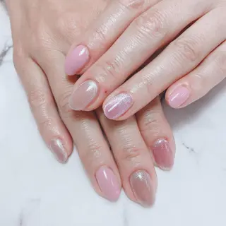 ミディアム ネイル 石原 夕華のネイルデザイン