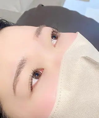 マツエク・マツパ まつ毛パーマ専門 茉里のヘアスタイル