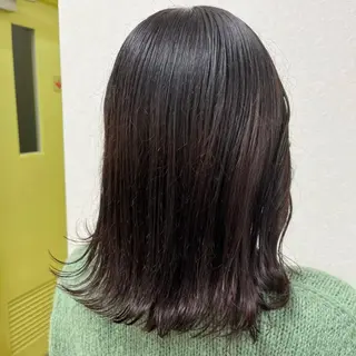 セミロング カラー nana by pique所属・石津 瑚々奈のヘアスタイル