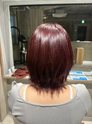 ショート カラー 玉置 七海のヘアスタイル