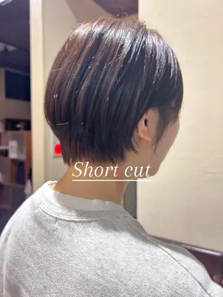 ショート 井上 萌のヘアスタイル
