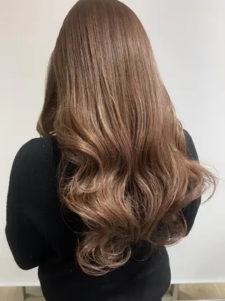 ロング カラー パーマ ヘアアレンジ 近藤千翔🩵 髪質改善Periodのエステ・リラクイメージ