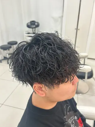 ミディアム パーマ メンズ 髪質改善/艶カラー/ メンズパーマ/鈴木のヘアスタイル