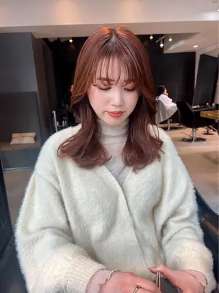 セミロング カラー トレンドと似合わせ/ マンツーマン/西上楓のヘアスタイル