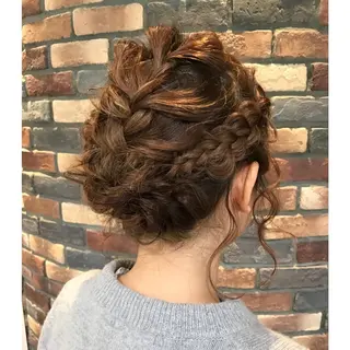 ミディアム ヘアアレンジ 若林 美由希のヘアスタイル