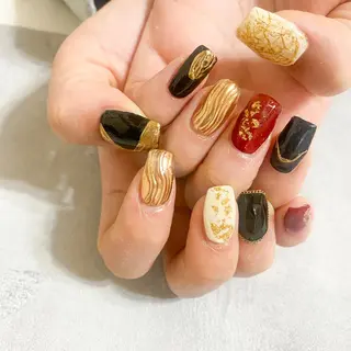 ネイル ゴテゴテ💙ワンホン リオナのネイルデザイン