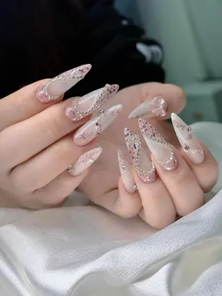 ネイル NAILS 168 新大久保店のネイルデザイン