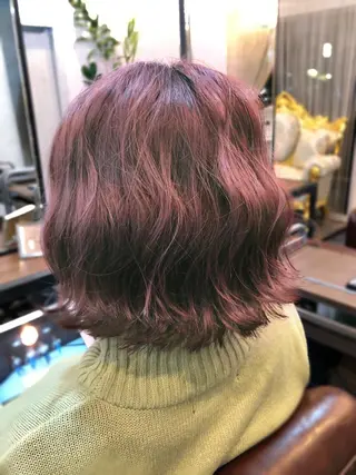 ミディアム カラー 出雲 莉奈のヘアスタイル