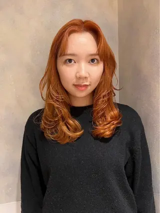 セミロング カラー オタク美容師☃️🩵 FACE。らんのヘアスタイル