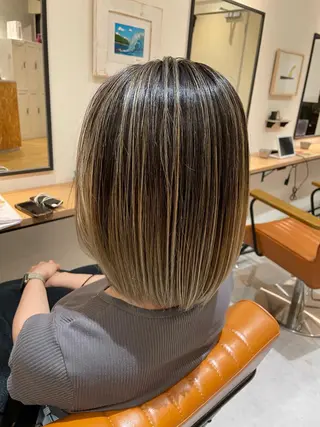 ミディアム カラー 中田 サヤカのヘアスタイル
