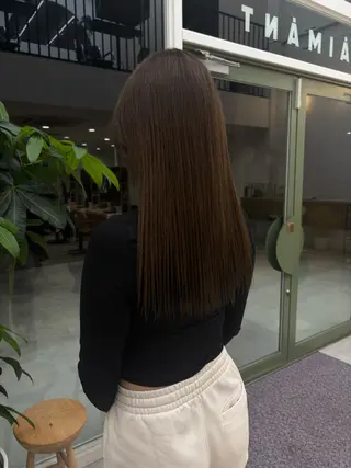 ロング カラー 伊藤 ゆいなのヘアスタイル