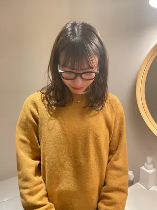 ミディアム カラー パーマ 津葉井 麗奈のヘアスタイル