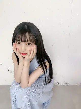 ロング ヒラ マツのヘアスタイル