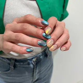 ネイル mano+所属・砂田 はるかのネイルデザイン