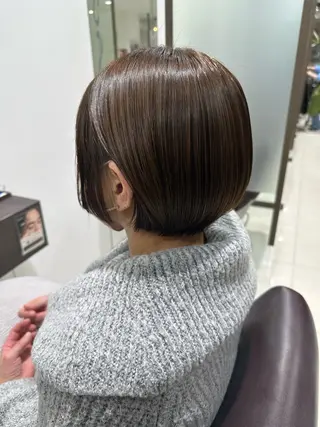 ショート 艶カラー/縮毛矯正/ ブリーチカラー/みなのヘアスタイル