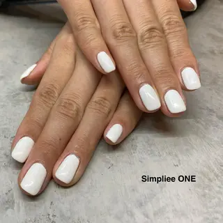 ネイル シンプリー🧚🏻 ワン👗渋谷店もえなのネイルデザイン