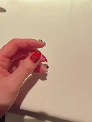 ネイル ちゅるんネイル🪄 耳ツボジュエリー🔗のネイルデザイン