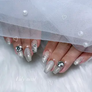 ネイル kitty nail所属・Lily nailのネイルデザイン